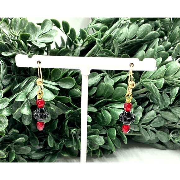 Black and Red Glass Beaded Dangle Earrings With Gold Hook - Picture 5 of 5
